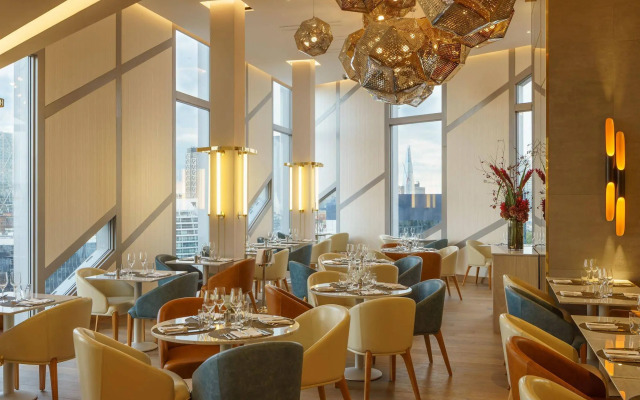 Montcalm East, Autograph Collection