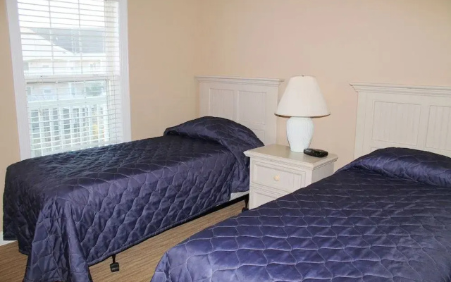 633 Cypress Bend