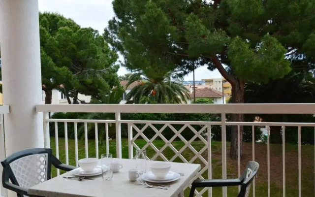 Appartement Golfe Juan, 2 pièces, 4 personnes - FR-1-252-140