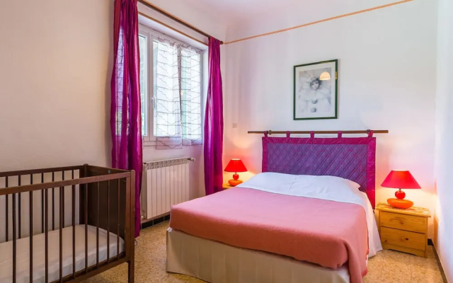 Sleep in former train station with beautiful pool and enclosed grass garden - фото 4