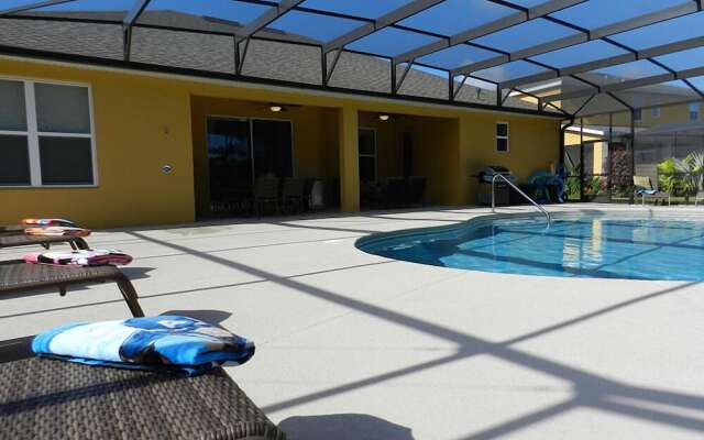 Sm215701 - Watersong - 5 Bed 4 Baths Villa