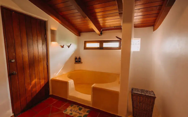 Tres Mujeres Hotel and Yoga Retreat