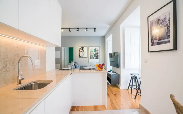 Modern Apartment in Chiado (The Heart of Lisbon) - 2