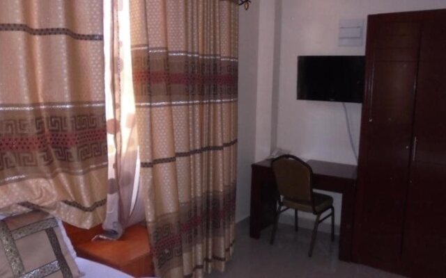 Royal Residence Hotel
