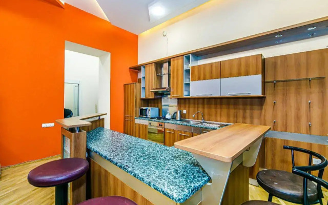 Nizami Street Vip Mado House