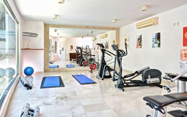 Luxury Condo Boutique