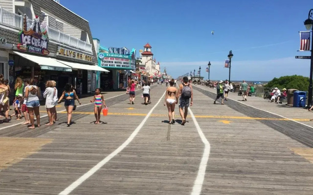 Harris House By the Beach