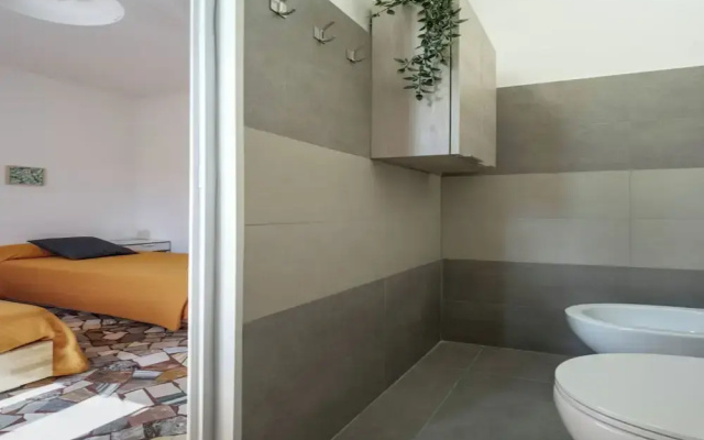 Room-charming Guest Room in Frassino wit