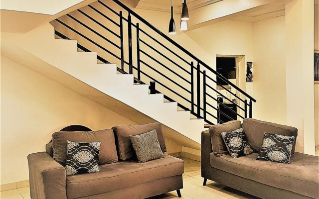 Entire serviced Two bedroom house Abuja - Six Stars apartment