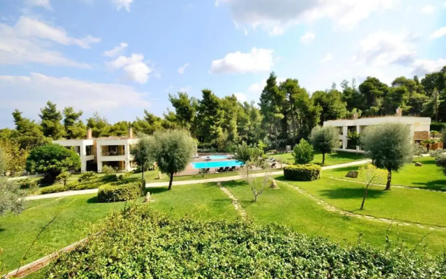 Sani Polyastron Hotel & Spa