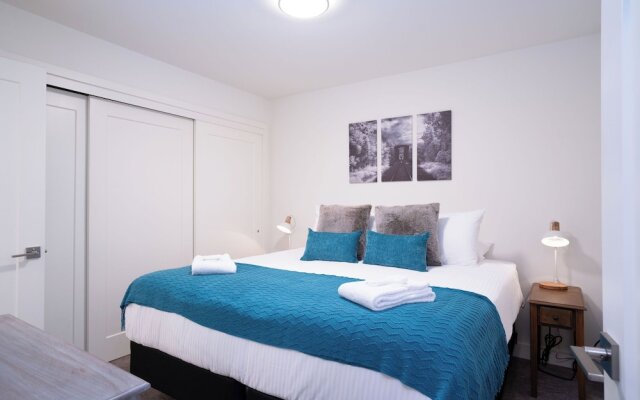 Peak Paradise by Revelstoke Vacations