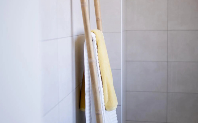 Monsanto Hill House - NO. 565 1D