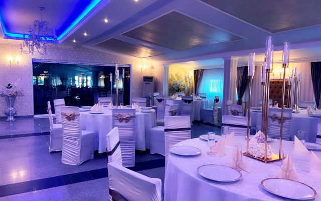 Pensiunea Sarmis Cristal