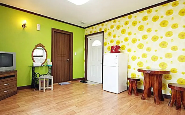 Anmyeondo Keran Blue Pension