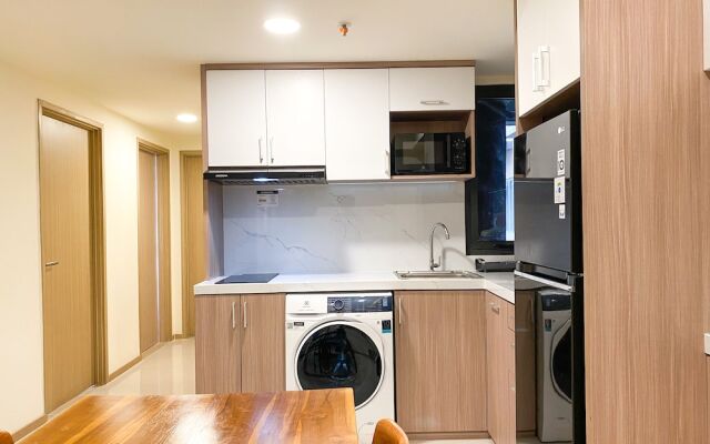 Cozy Living And Comfort 3Br Meikarta Apartment