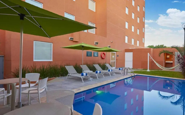 City Express Junior by Marriott Merida Altabrisa