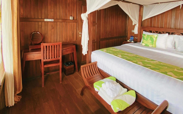 Sylvia Beach Villa