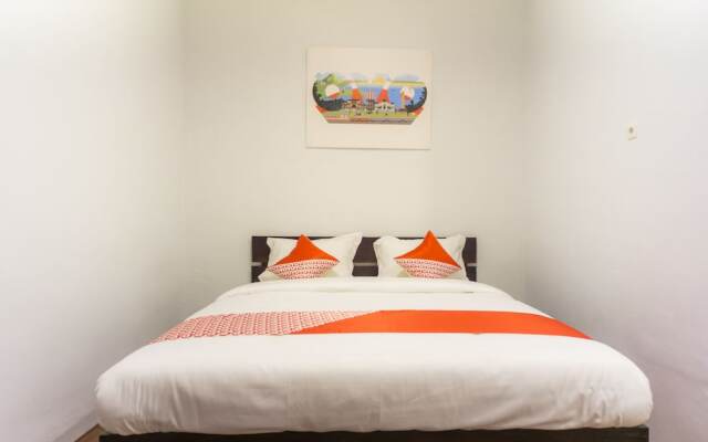 OYO 1811 Citra Anggrek