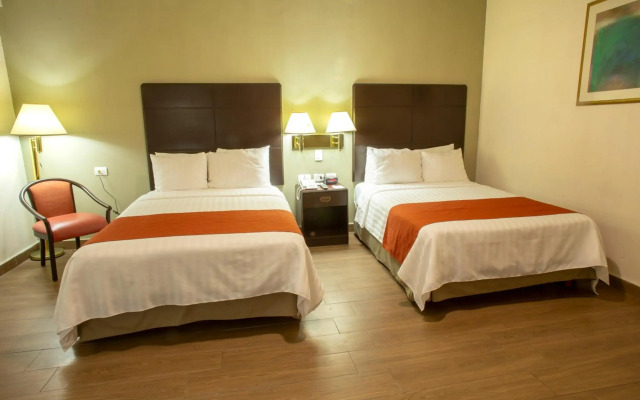 Hotel Plaza Calzada