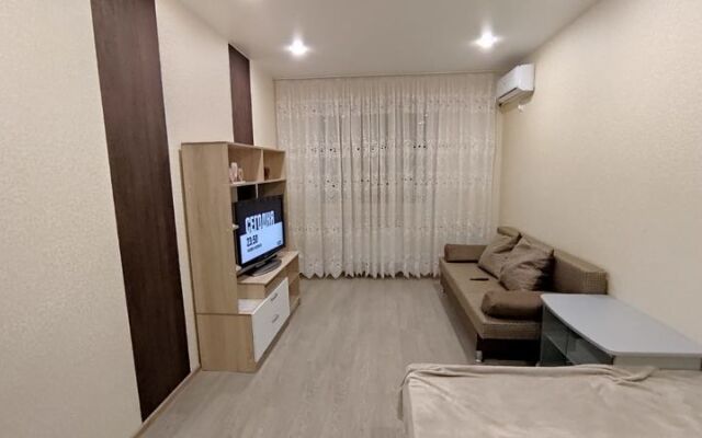 Уютные Апартаменты на ул. имени Героя Яцкова, д. 15/1