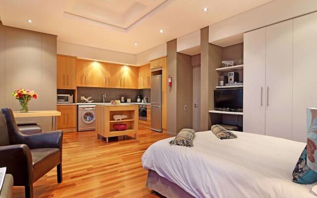 Cape eazi stayz's Cartwright Apartments