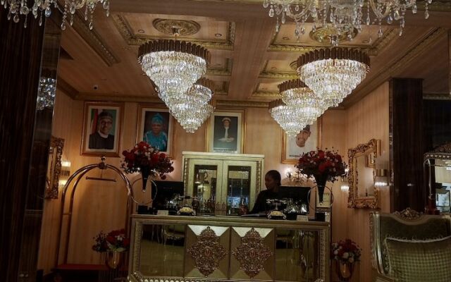 No. 1 Hotel