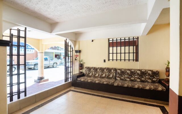 OYO Hotel Zihuatanejo Malibu