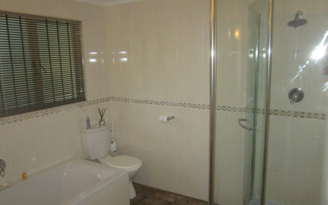 Knysna Herons Guest House