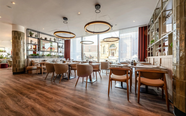 Radisson Hotel Manchester City Centre, A Verified Net Zero Hotel