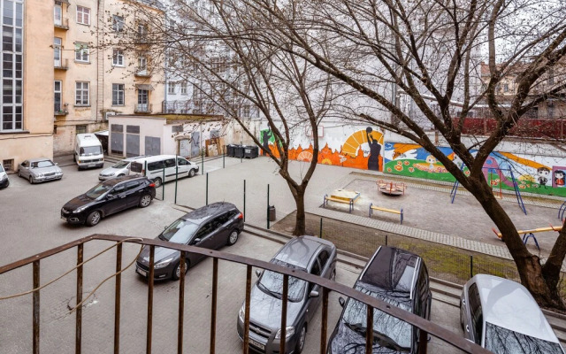 Duplex apartment on Svobody Avenue