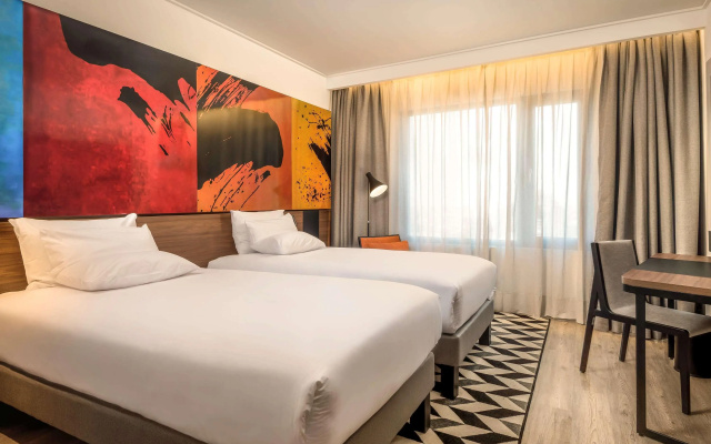 Novotel Santiago Providencia - Image 5