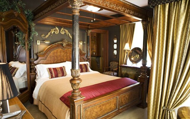 The Georgian Residence Luxury Boutique Suites