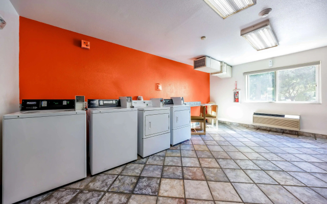Motel 6 Seattle, WA - Sea-Tac Airport South