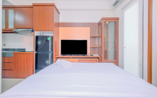 Fancy And Nice Studio Apartment At Transpark Cibubur