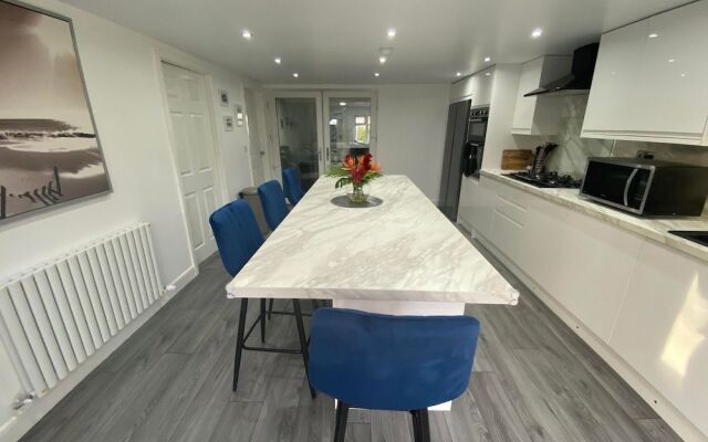 Ideal Lodgings in Baxenden