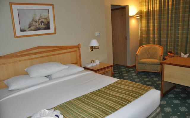 Grand Continental Hotel