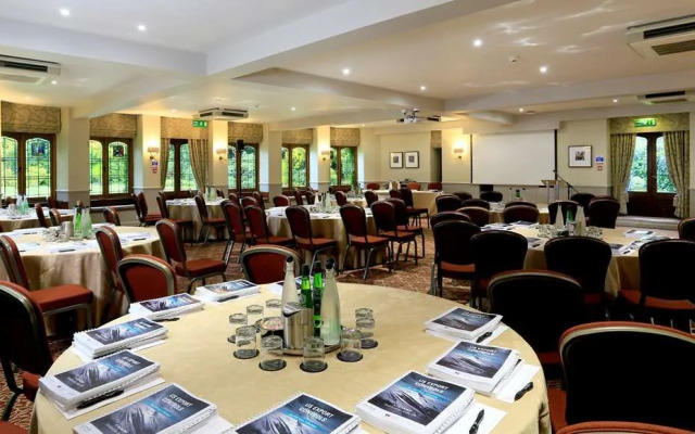Macdonald Alveston Manor Hotel & Spa