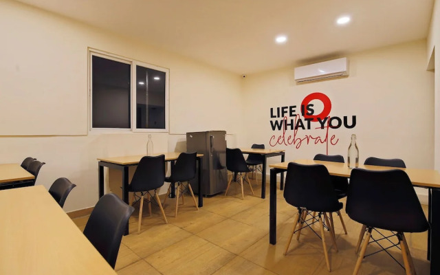 Collection O 30119 Regalia