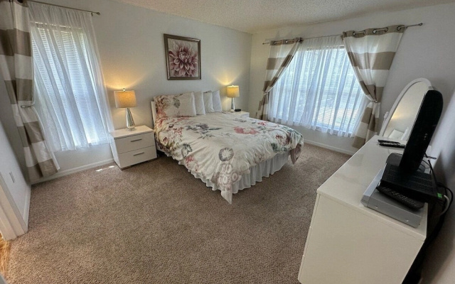 Beautiful Villa Near Disney, Private Pool