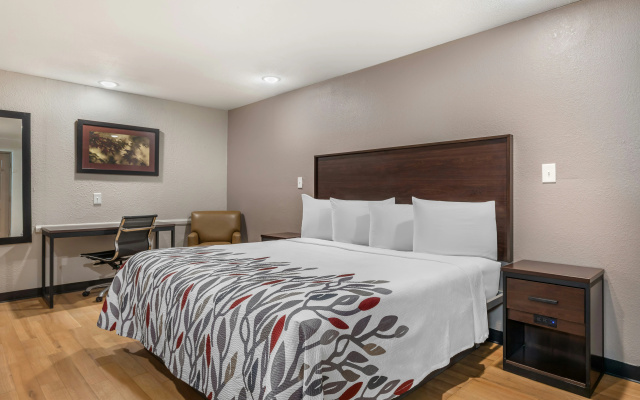 Red Roof Inn North Dallas - Park Central