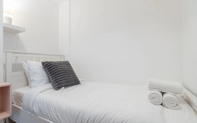 Tranquil 3BR Villa in Springs Community - Sleeps 7