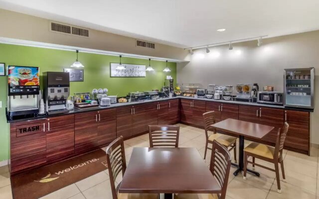 Sleep Inn & Suites Allendale