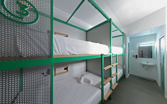 Konk Hostel