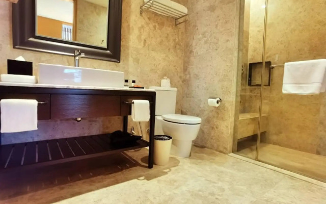 Lanson Place Bukit Ceylon