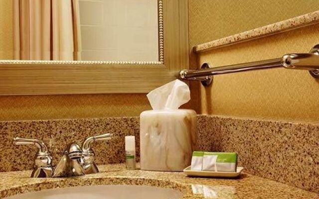 Courtyard Ventura Simi Valley