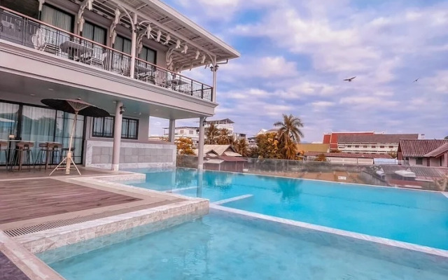 Huern Kan Thong Hotel