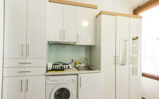 Athena Suites