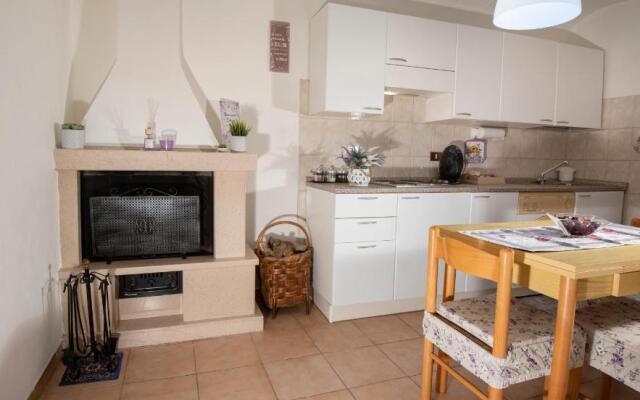 Pomarance Apartment