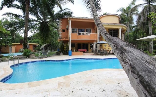 Villa Enersula Marina