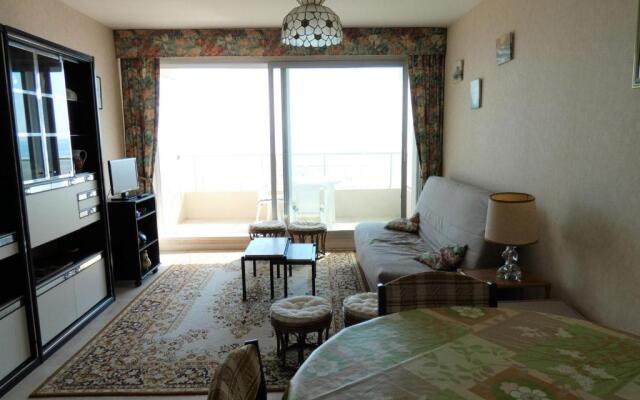 Appartement Saint-Jean-de-Monts, 1 pièce, 4 personnes - FR-1-323-176